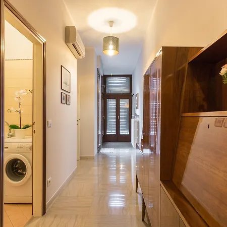 Rialto Bridge Big With Lift By Lionhost *