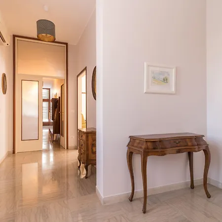 Apartman Rialto Bridge Big With Lift By Lionhost Velence