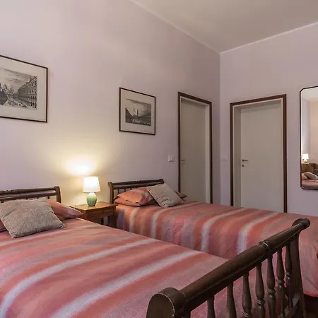 Apartment Rialto Bridge Big With Lift By Lionhost Venice
