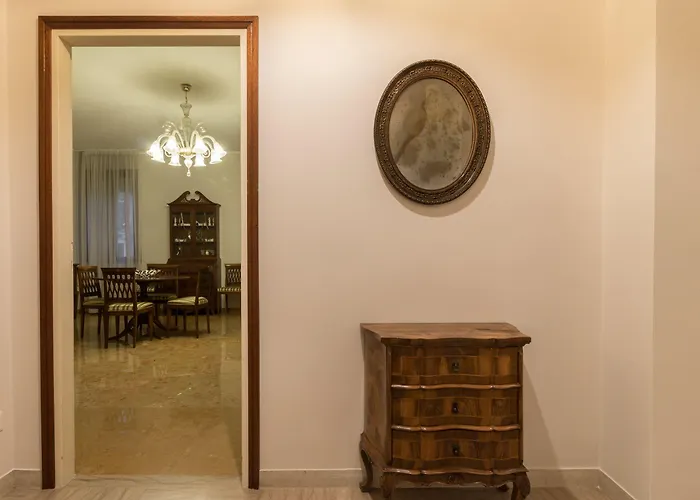 Rialto Bridge Big With Lift By Lionhost شقة